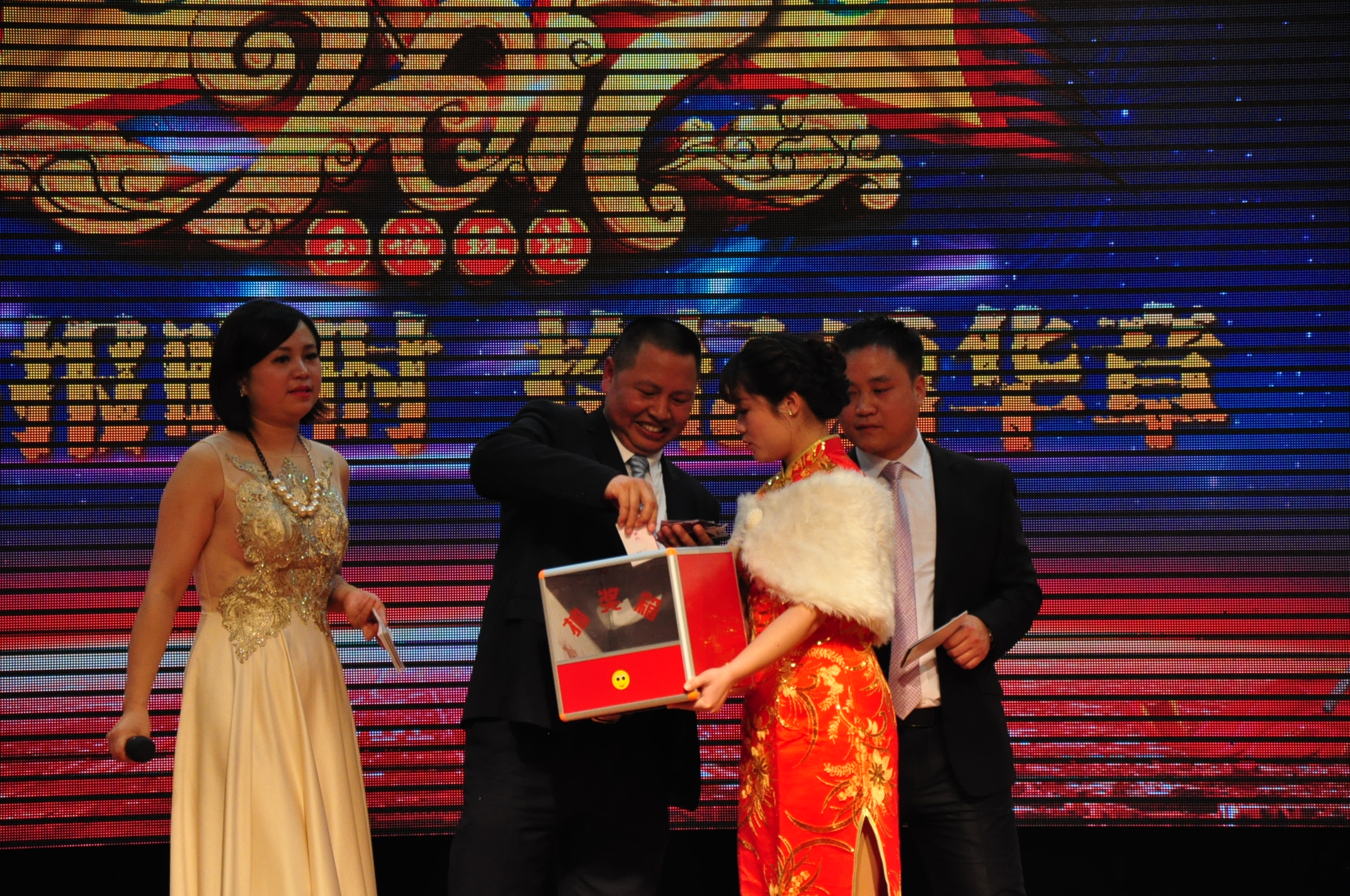 長沙清潔,長沙清潔服務,長沙專業清潔,長沙清潔公司,湖南專業清潔,長沙保潔公司,長沙專業保潔,長沙物業保潔